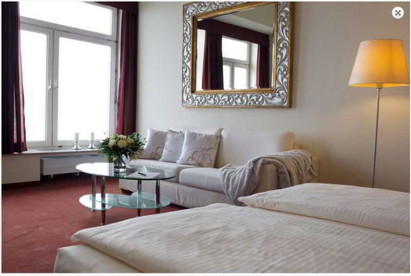 Hotel Am Rhein Wesseling Extérieur photo