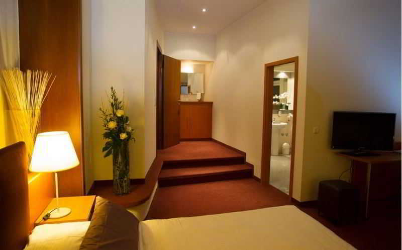 Hotel Am Rhein Wesseling Extérieur photo