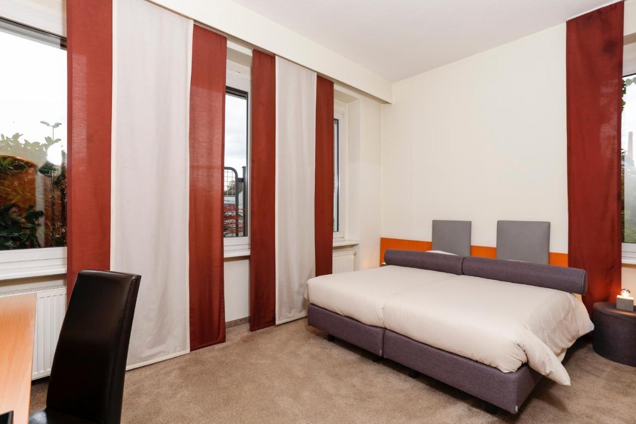 Hotel Am Rhein Wesseling Extérieur photo