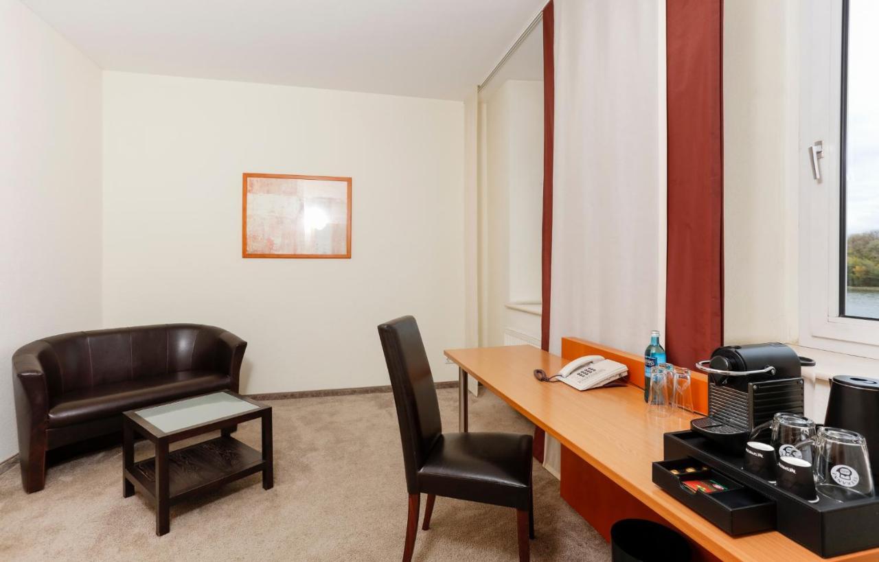 Hotel Am Rhein Wesseling Extérieur photo
