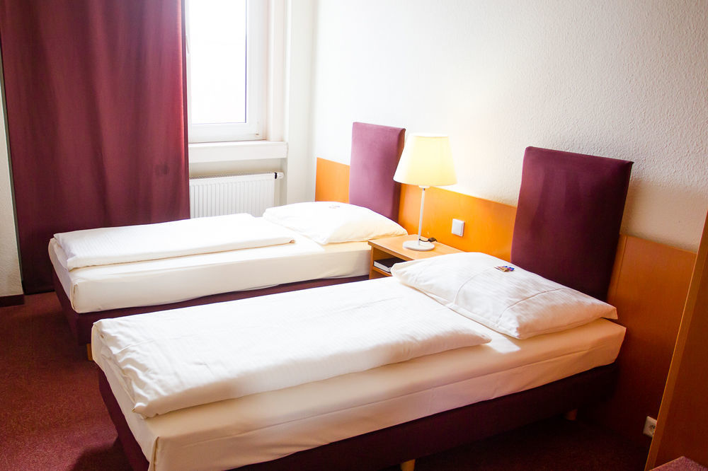 Hotel Am Rhein Wesseling Extérieur photo