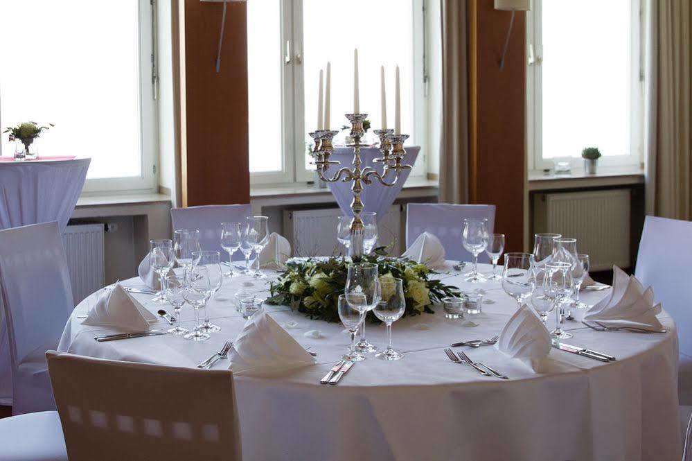 Hotel Am Rhein Wesseling Extérieur photo
